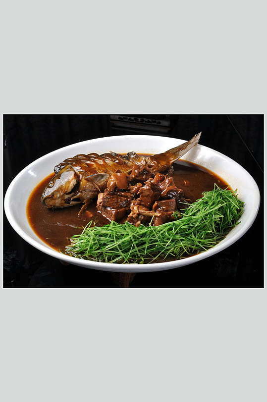 中华传统美食鸡煲饭海报立即下载鱼羊双鲜立即下载立即下载特色石锅鸡