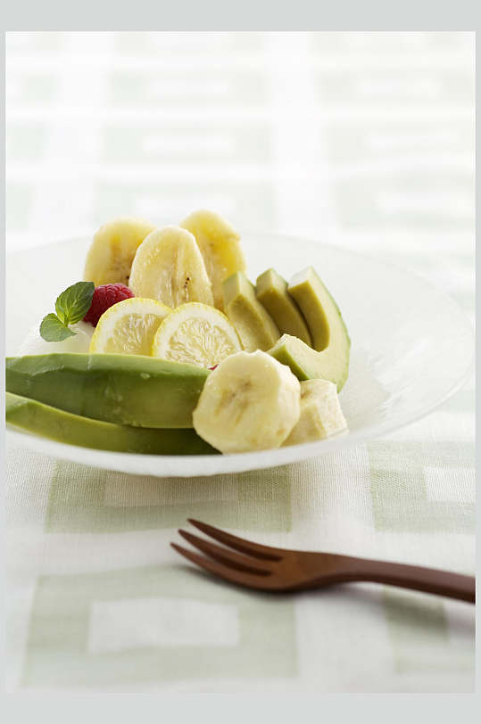 香蕉牛油果拼盘