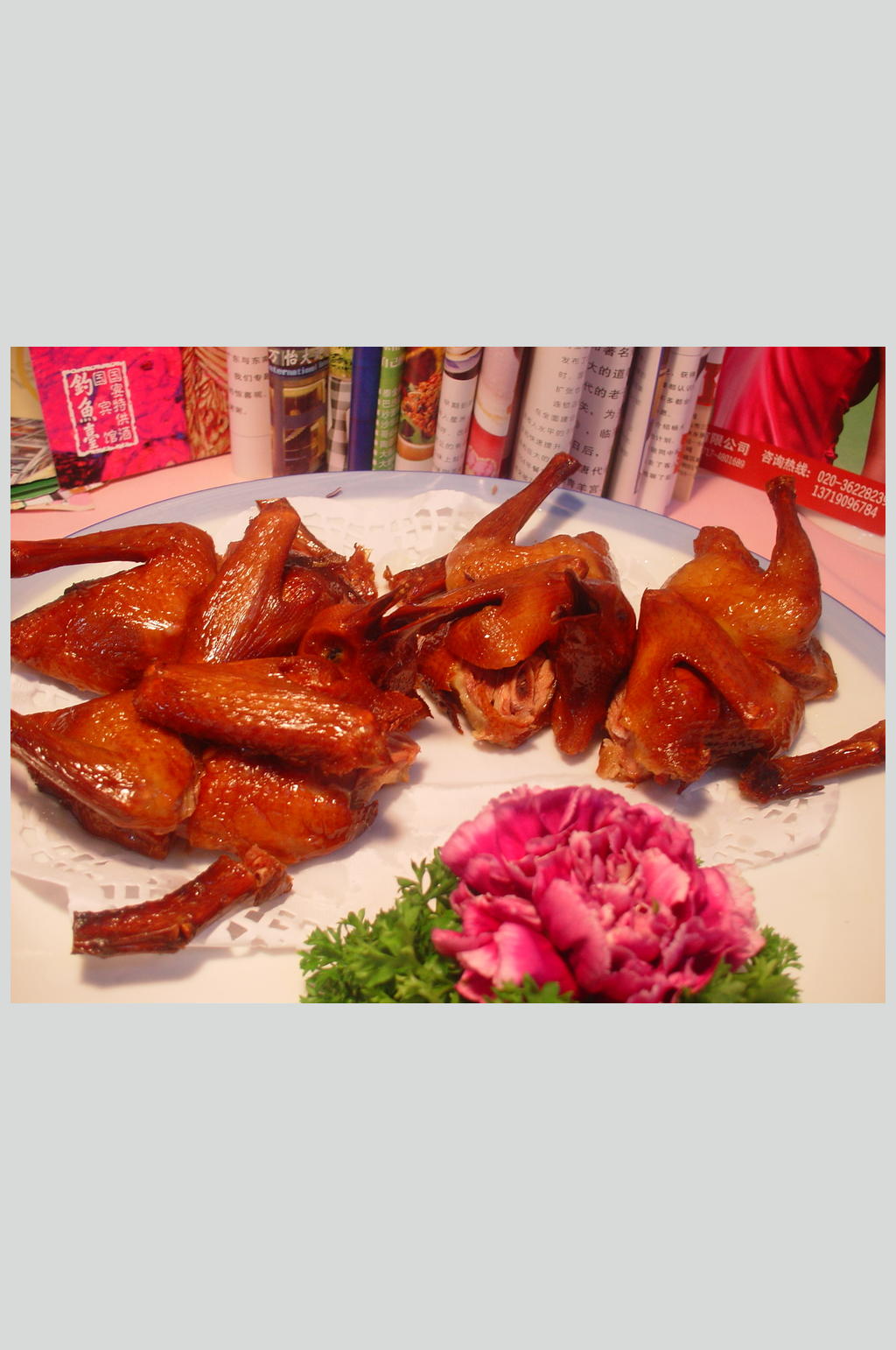 港式脆皮乳鸽素材