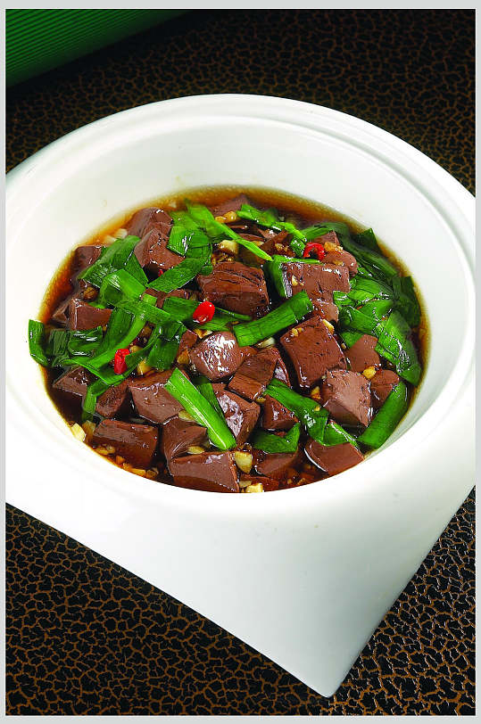 韭菜焖羊血美食高清图片