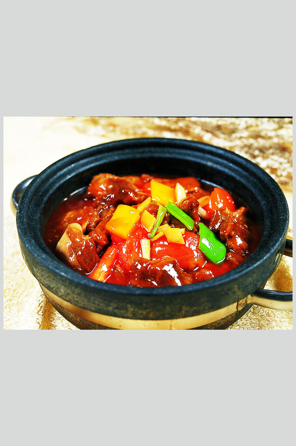 石锅西红柿煮牛仔骨素材