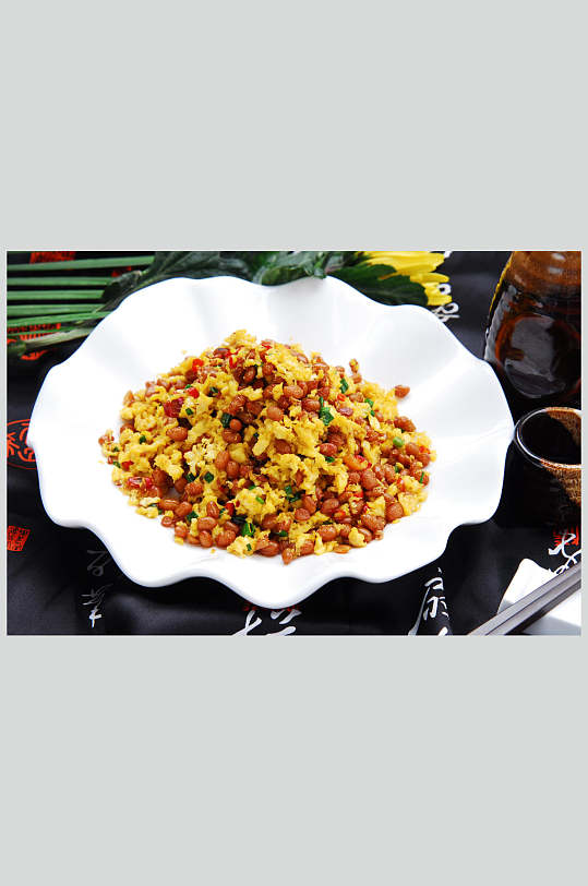 腊八豆炒土鸡蛋