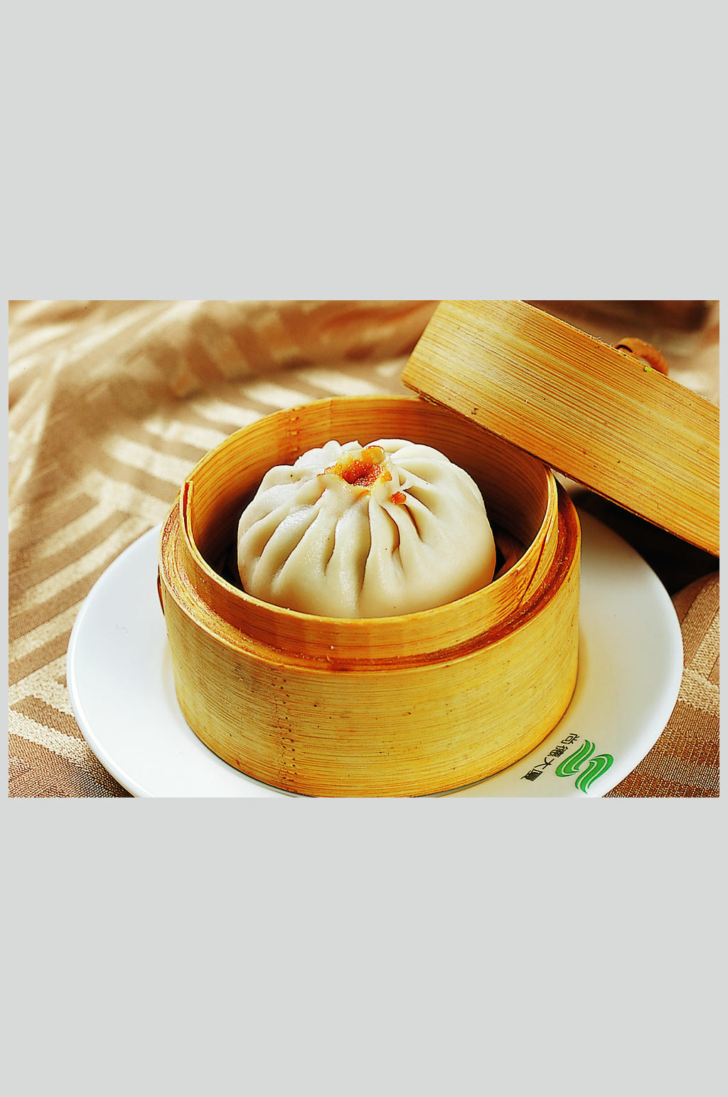 蟹黄汤包素材