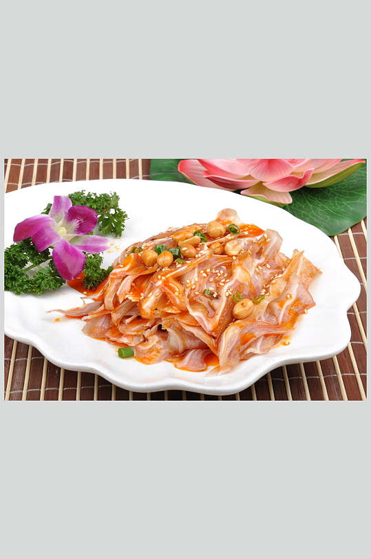 红油凉拌猪耳尖