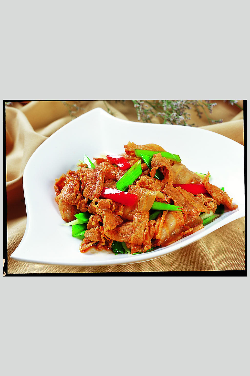 蒜苗炒五花肉美食高清图片素材