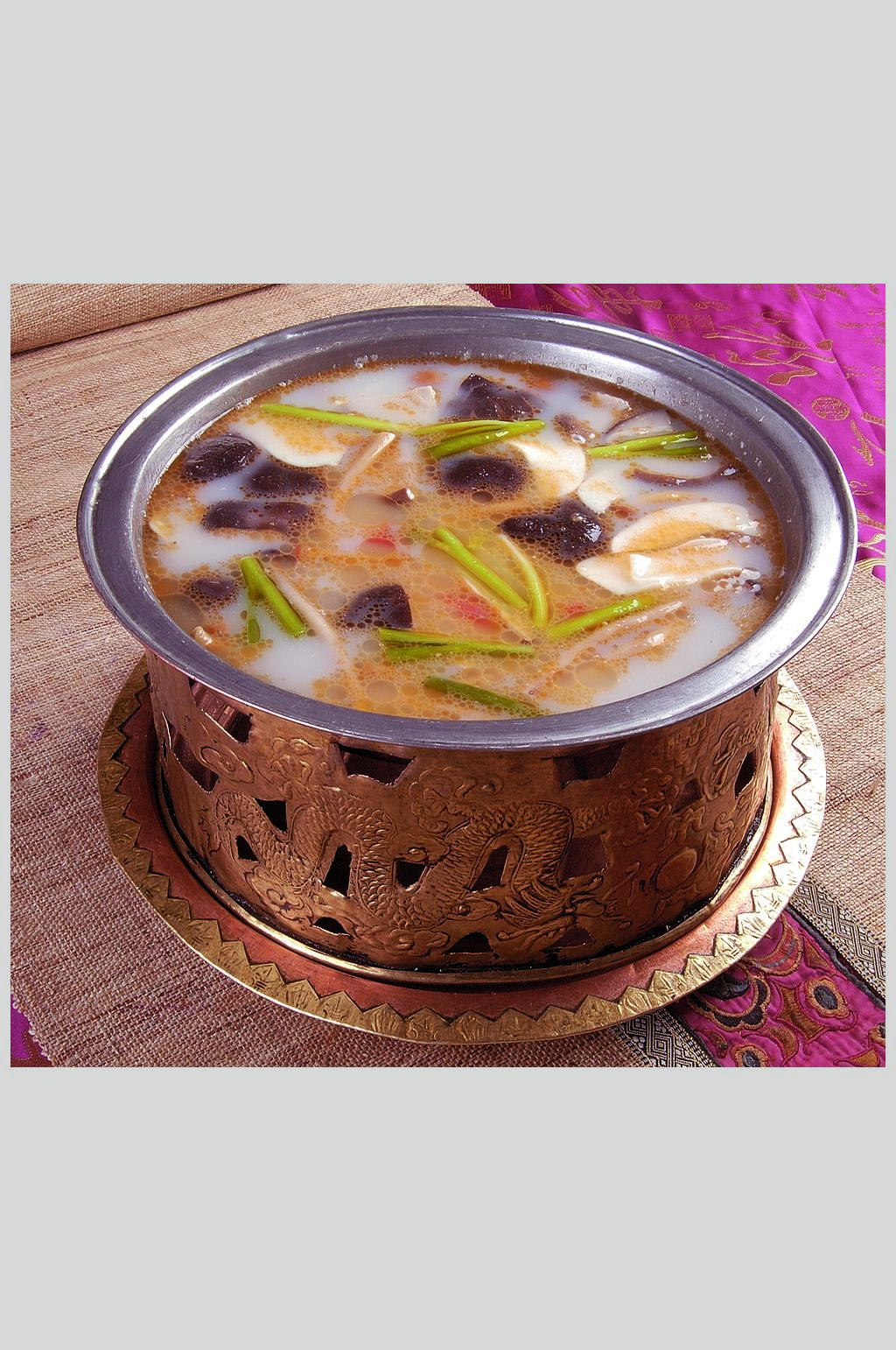明炉野山菌素材