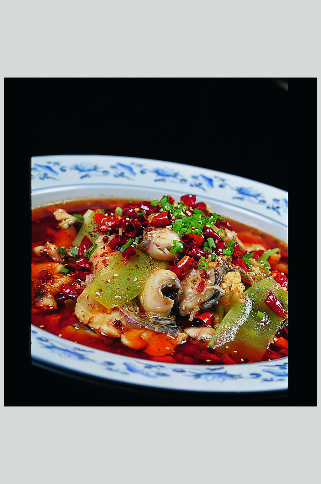 麻盆跳水鱼美食高清图片素材