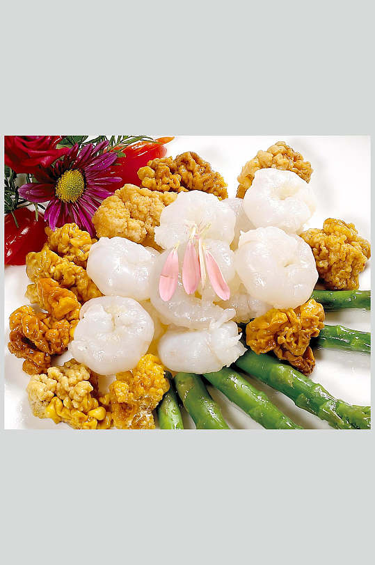 黄耳炒水晶虾球美食高清图片