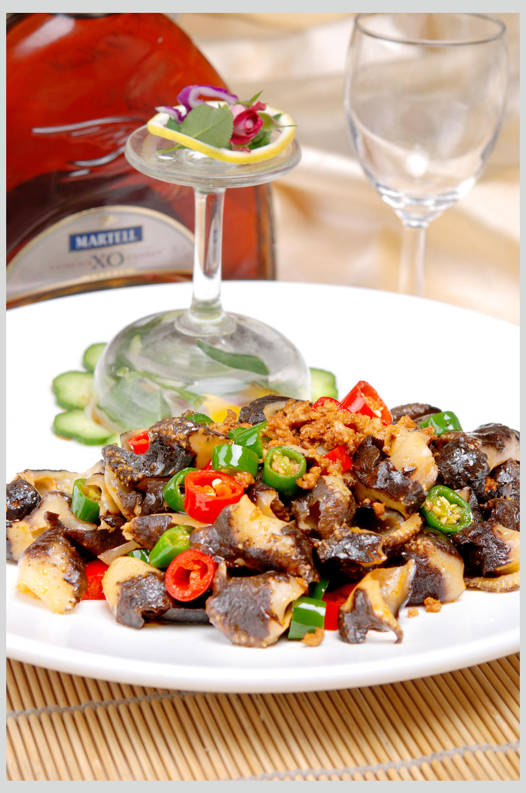 青椒肉碎梅花参美食高清图片素材