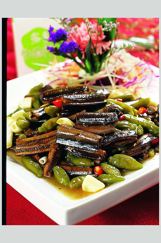 精椒炒鳝片