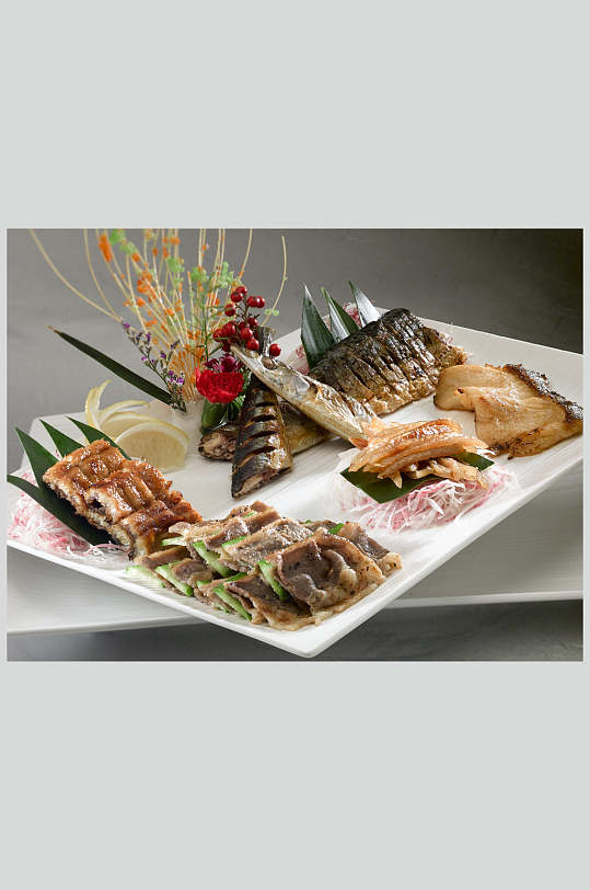 日式炭烧拼盘-众图网