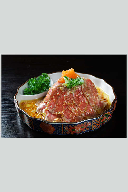 开胃菜日式薄片牛肉