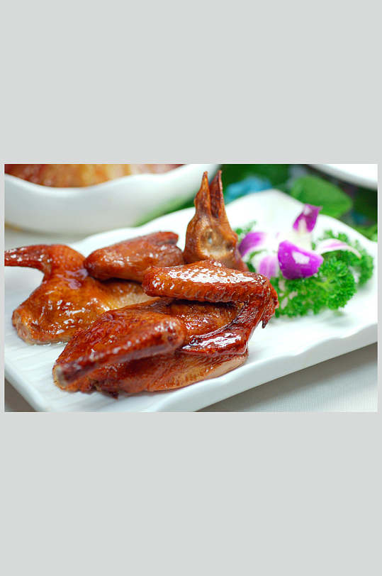 烧腊---脆皮乳鸽