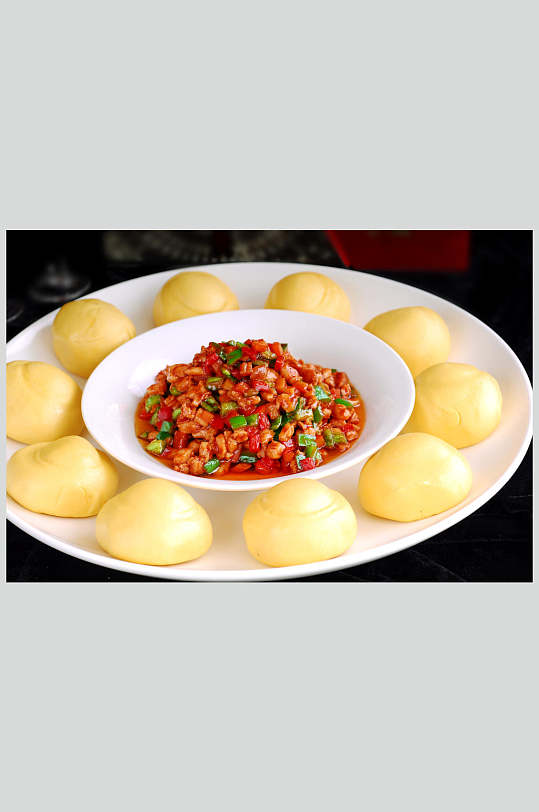 粗粮包兔丁家常菜美食图片