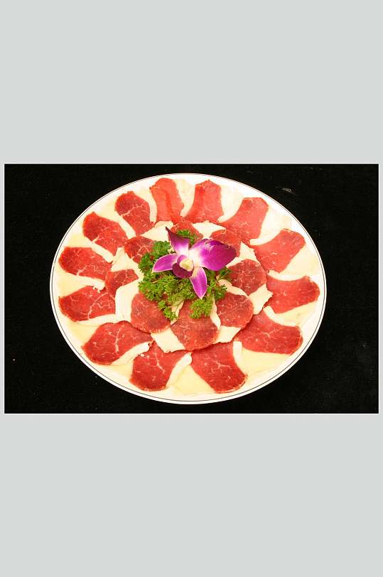 烤胸叉肉-众图网