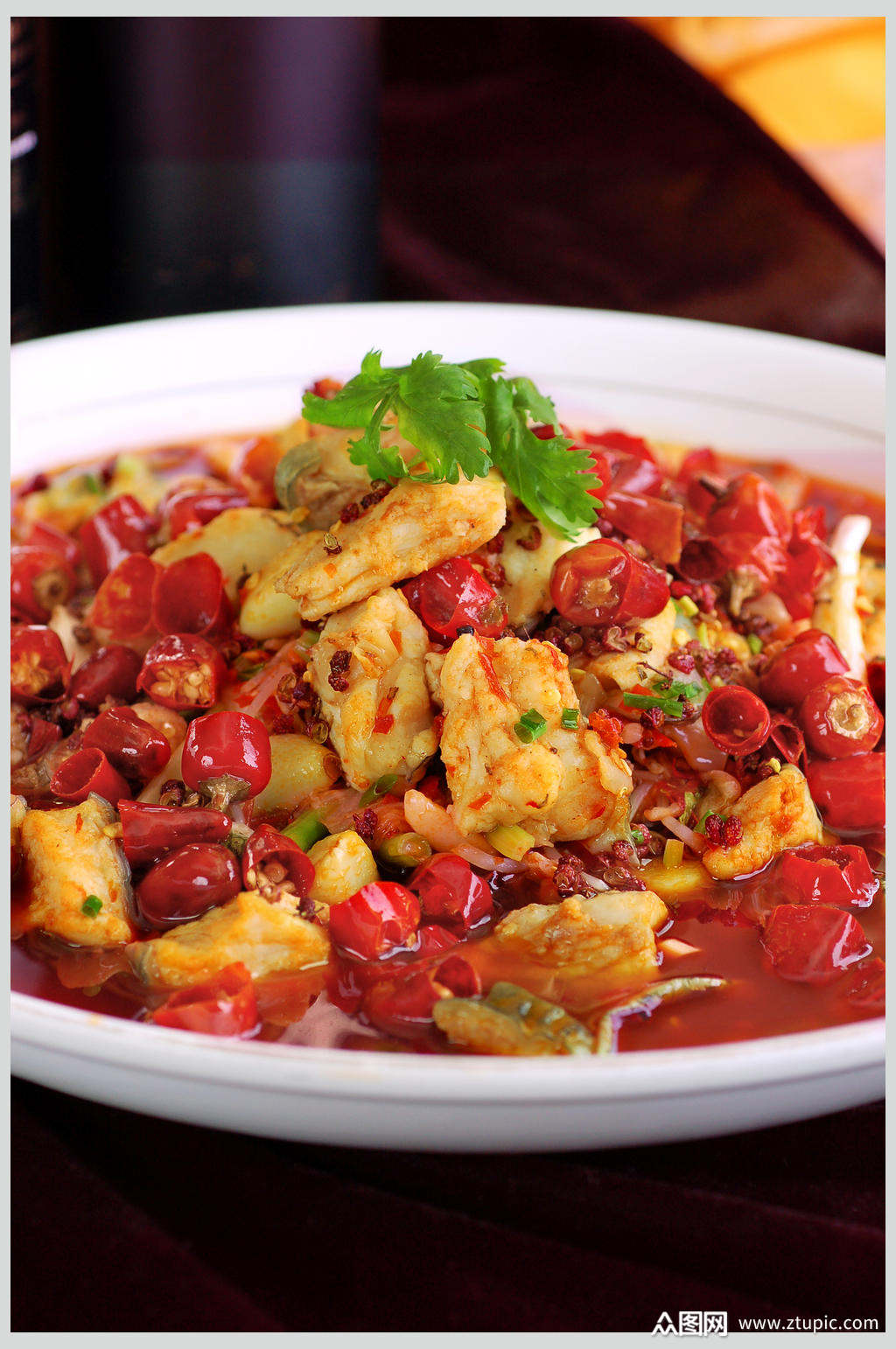 特色主菜大蒜麻辣土鲶鱼