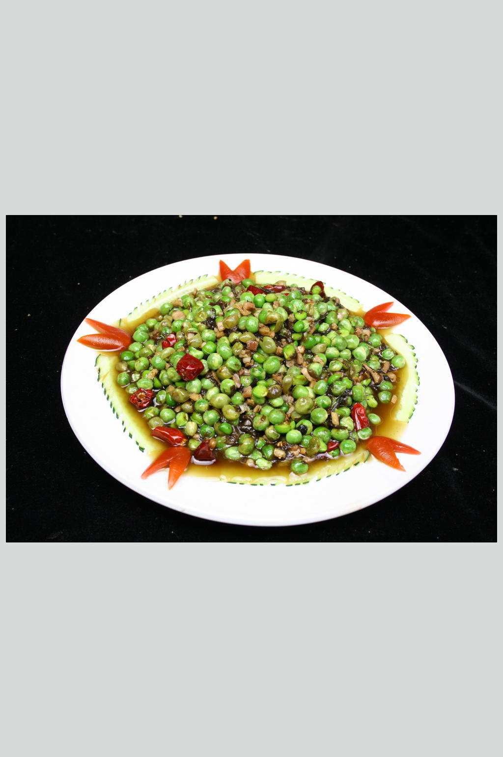 橄榄菜炒碗豆素材