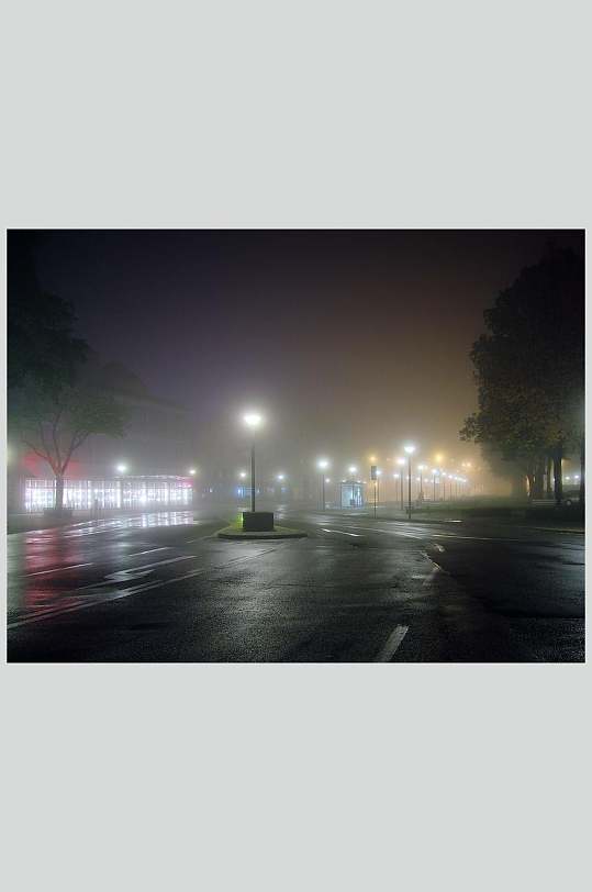 迷雾下的城市壁纸