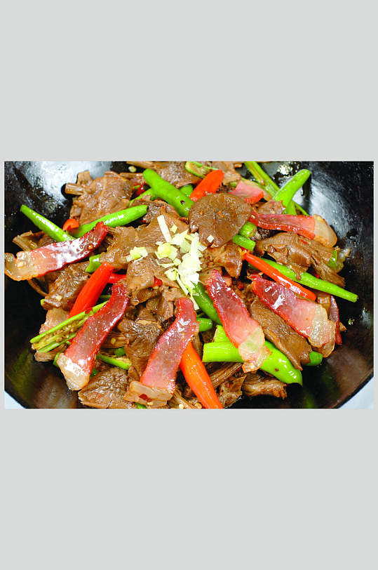 干锅腊肉茶树菇