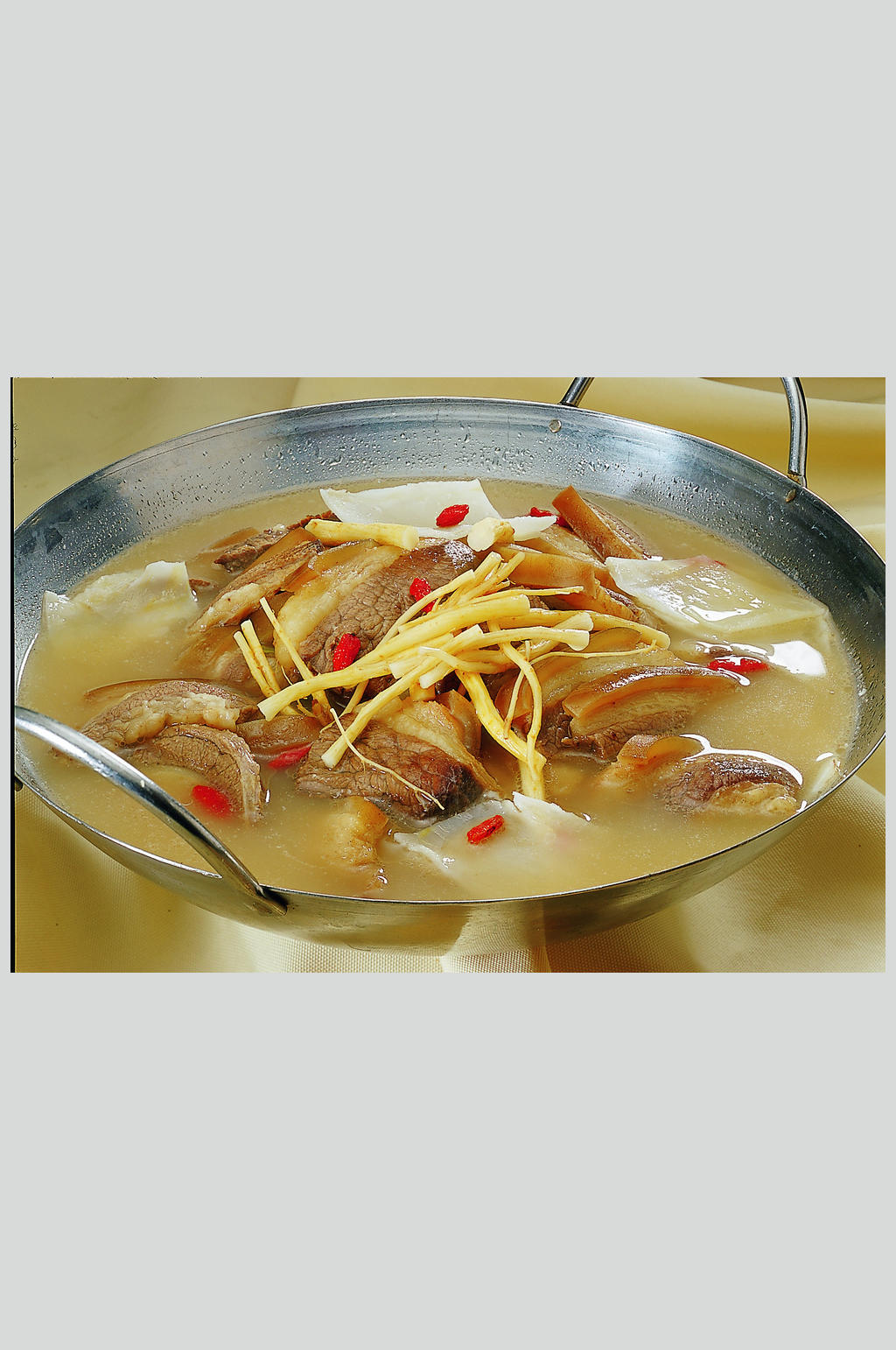 锅仔滋补驴肉素材