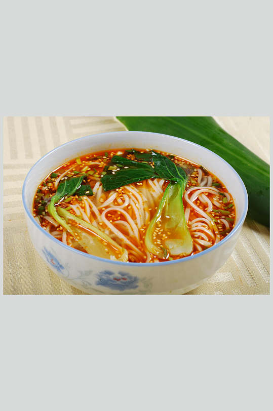 家常酸汤面片图片-家常酸汤面片素材下载-众图网