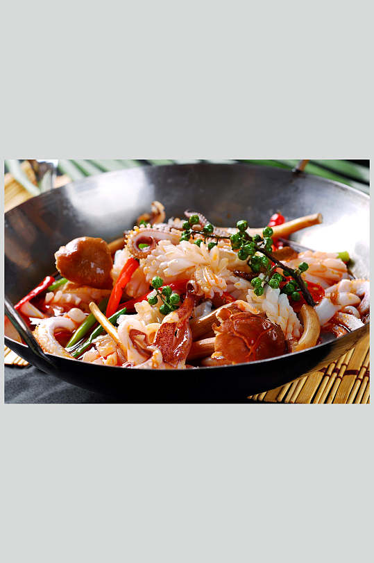 川黔菜干锅茶鱿花