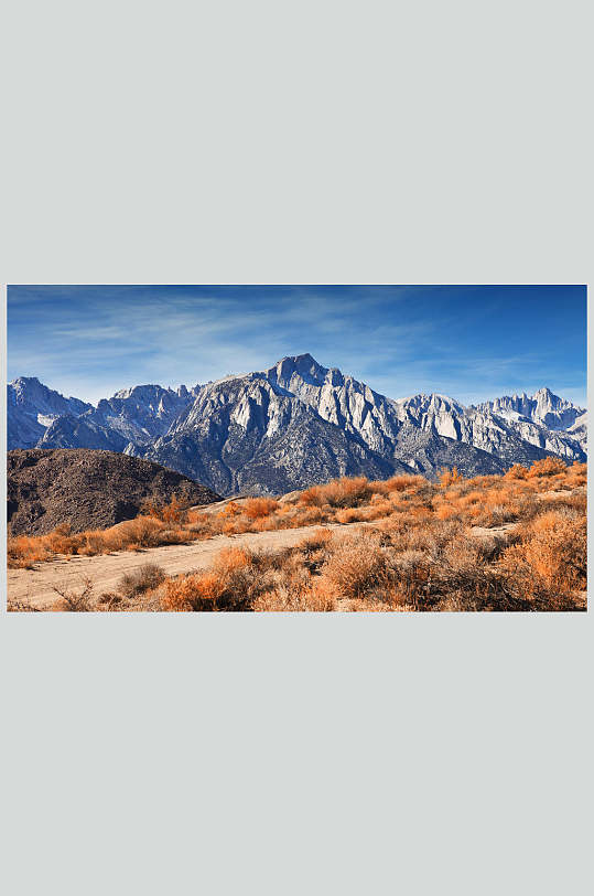 雪山远景摄影图-众图网