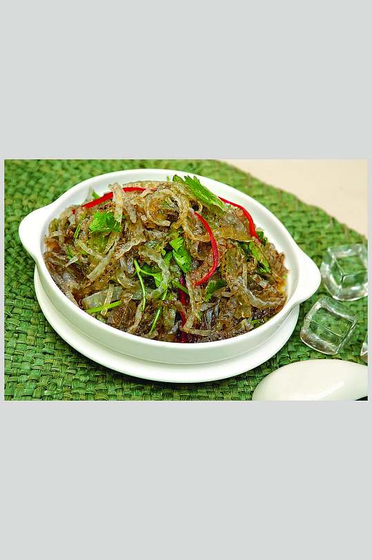 香菜拌鱼皮