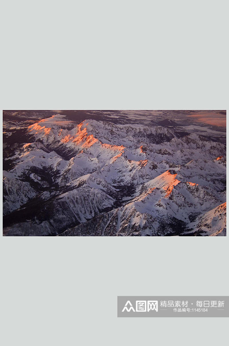 航拍雪山摄影图素材