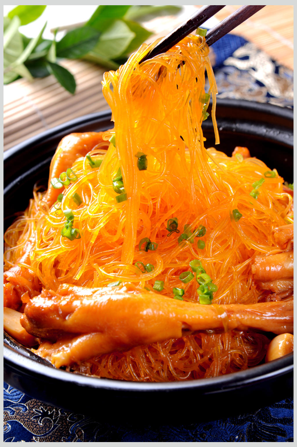 鹅掌粉丝煲素材