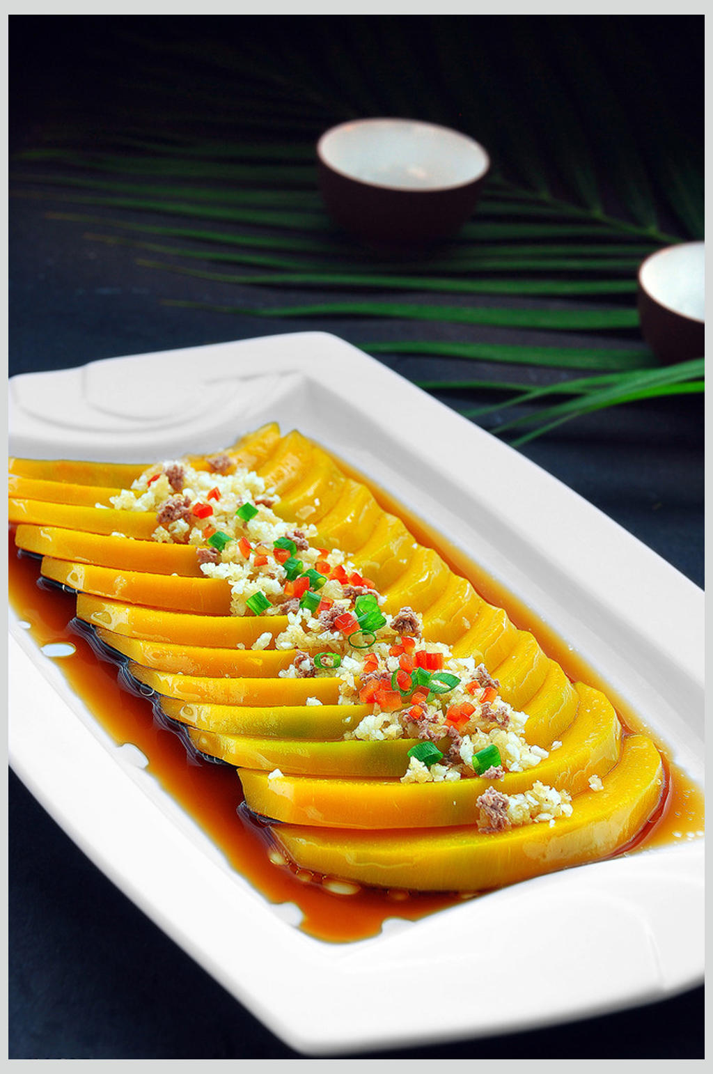 鹅肝酱金蒜蒸南瓜素材