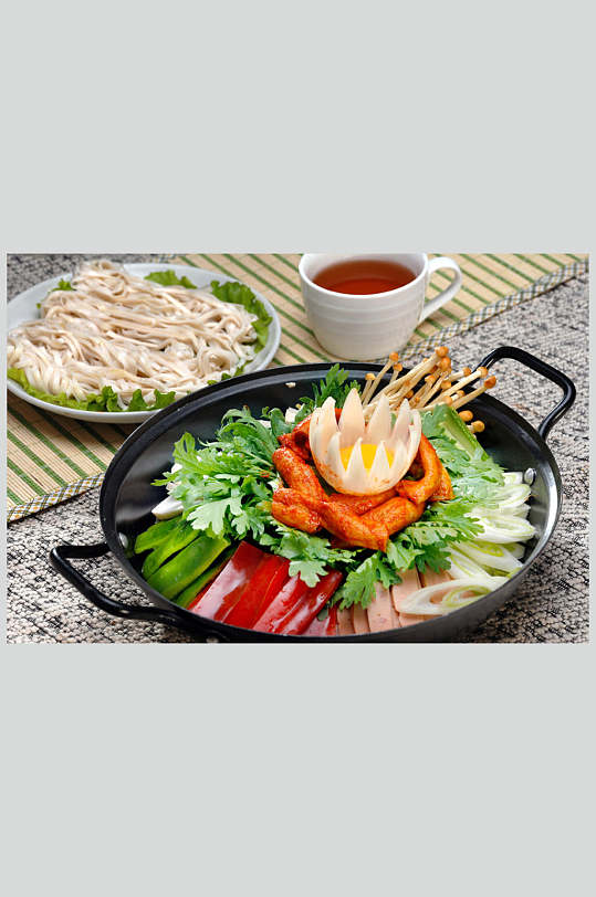 韩式牛肠火锅图片-韩式牛肠火锅素材下载-众图网