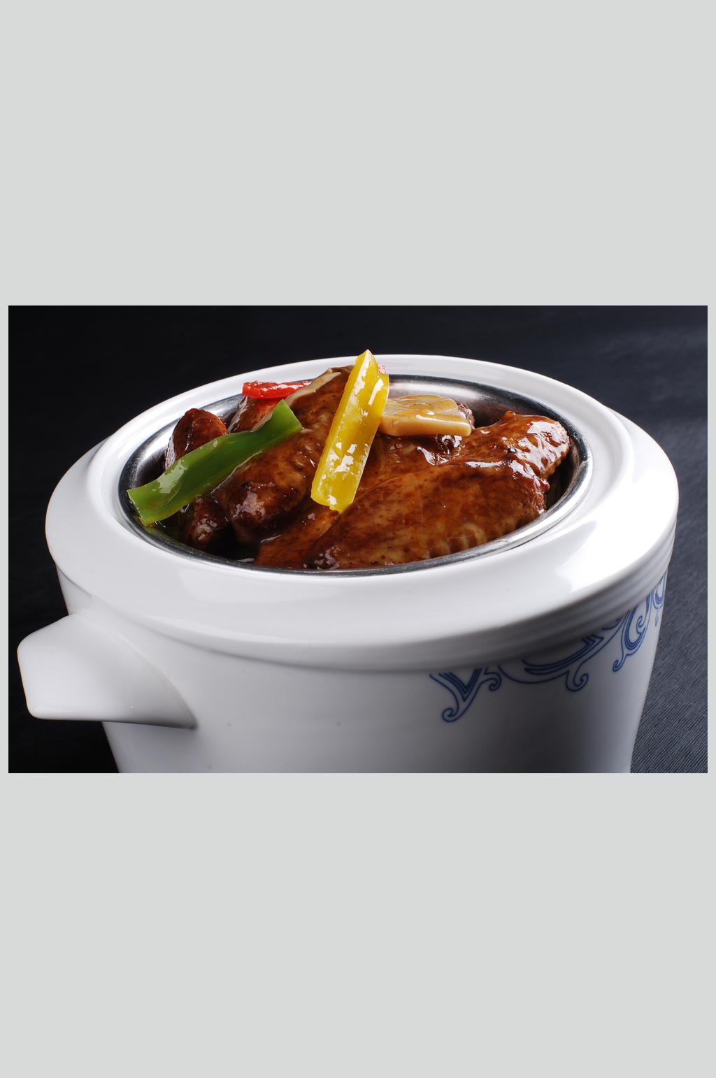 酒肆煨鸡翅素材