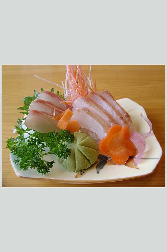 加吉鱼刺身