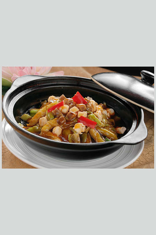 咸鱼鸡粒茄子煲