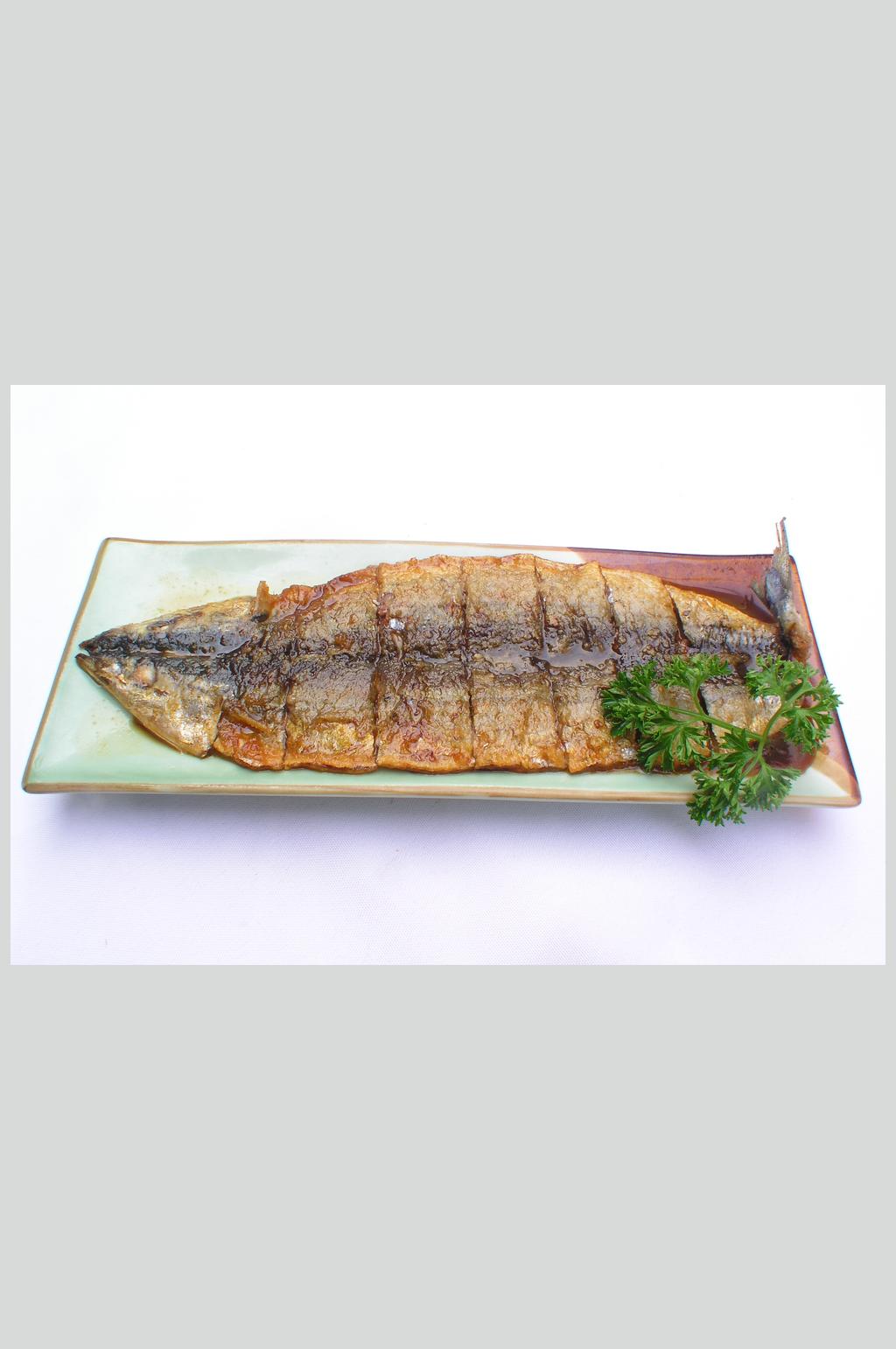 煎刀鱼美食图片素材