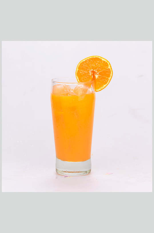 鲜榨橙子汁图片