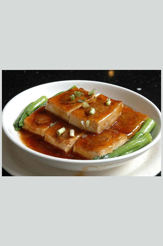 让豆腐美食图片