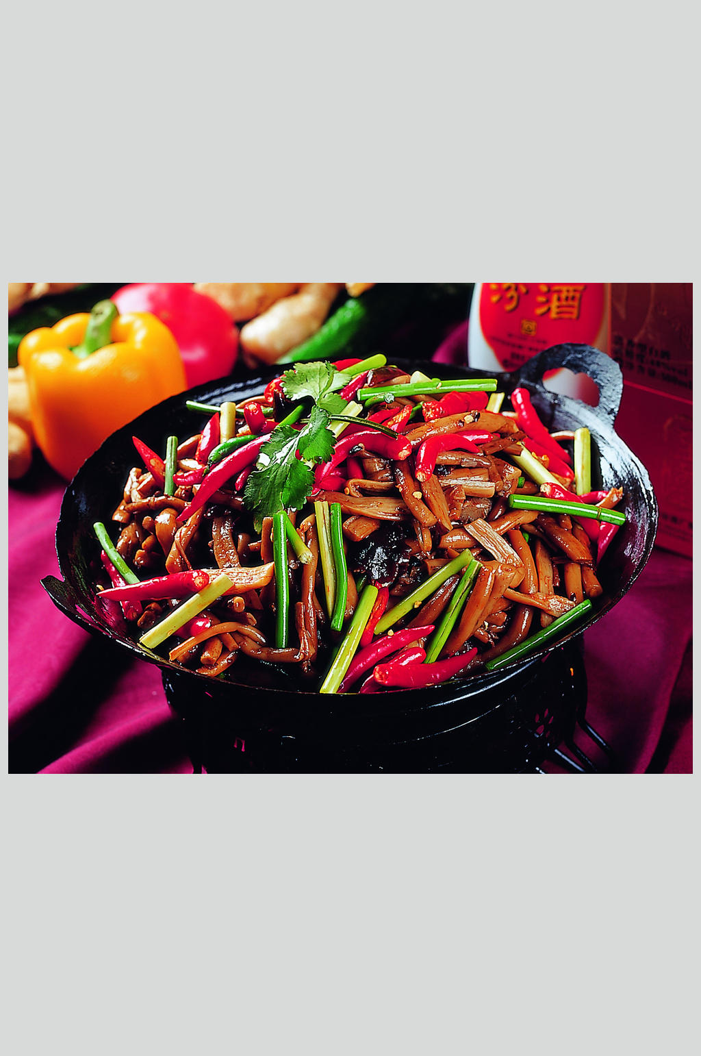 干锅茶树菇素材