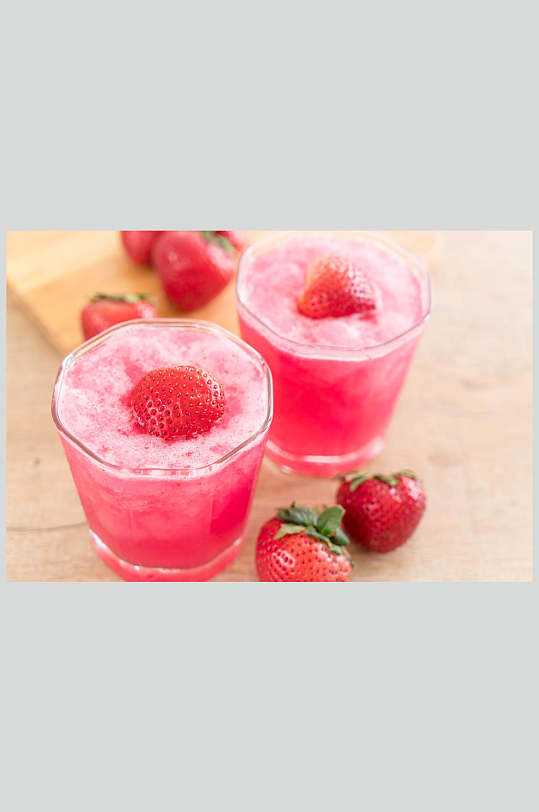 草莓苏打高清饮料图片