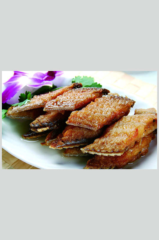 糟带鱼美食图片