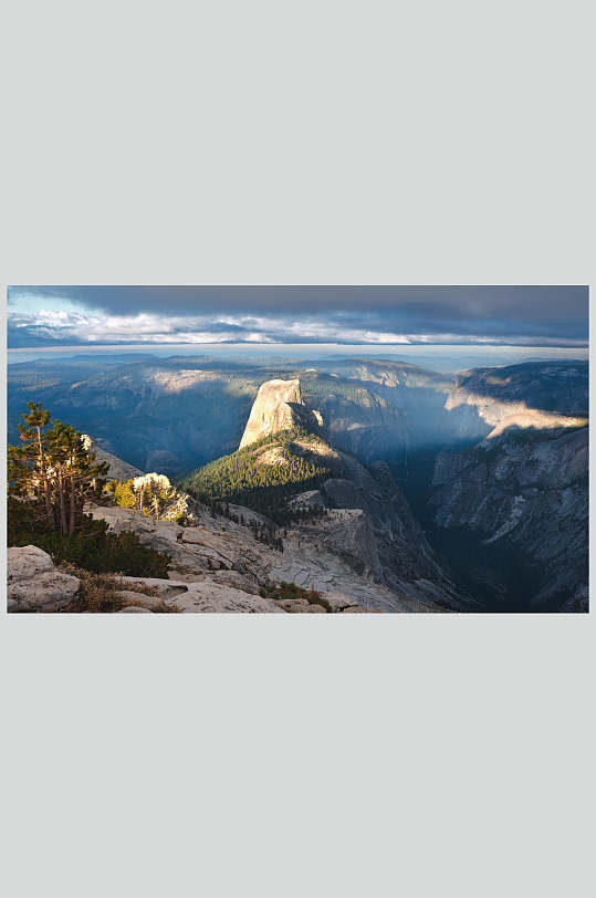 一览众山小摄影图