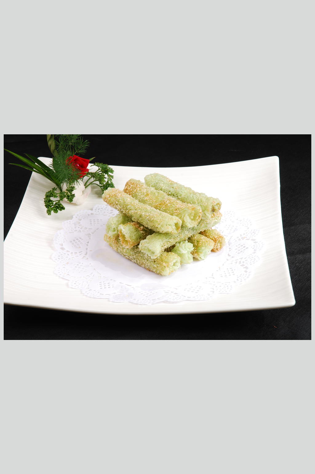 粗粮香蕉卷素材