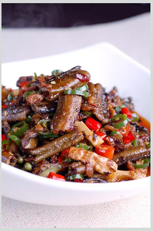 炒鳝鱼图片-炒鳝鱼素材下载-众图网