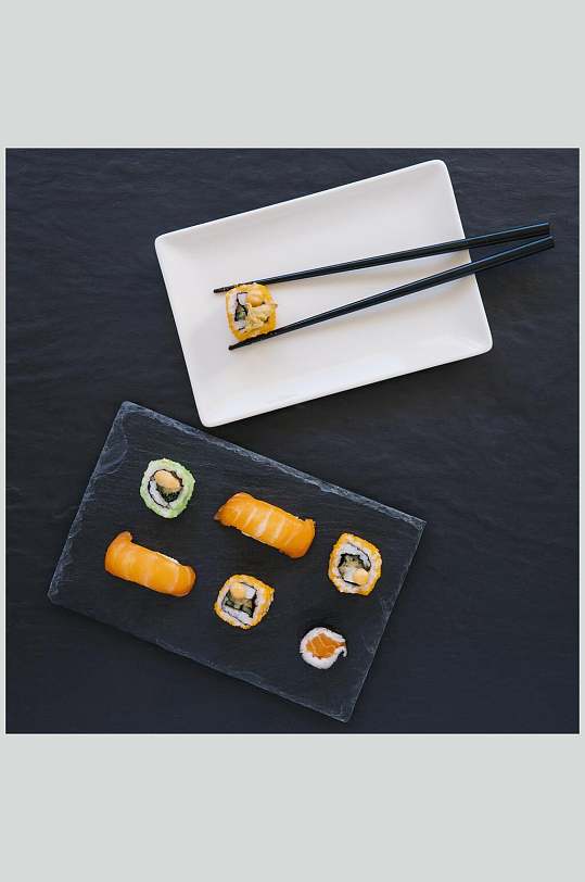 芝士三文鱼日式美食寿司海报