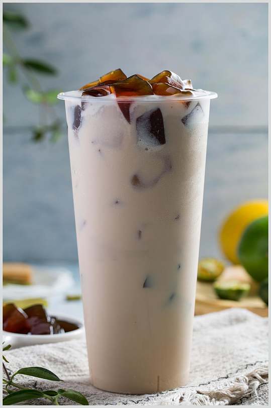 夏日创意奶茶摄影图片