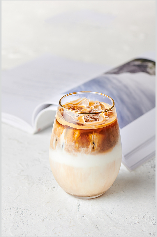 冰拿铁咖啡摄影图片