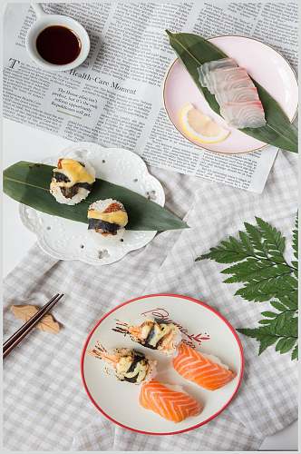 寿司美食三文鱼手握卷摆盘视觉摄影图