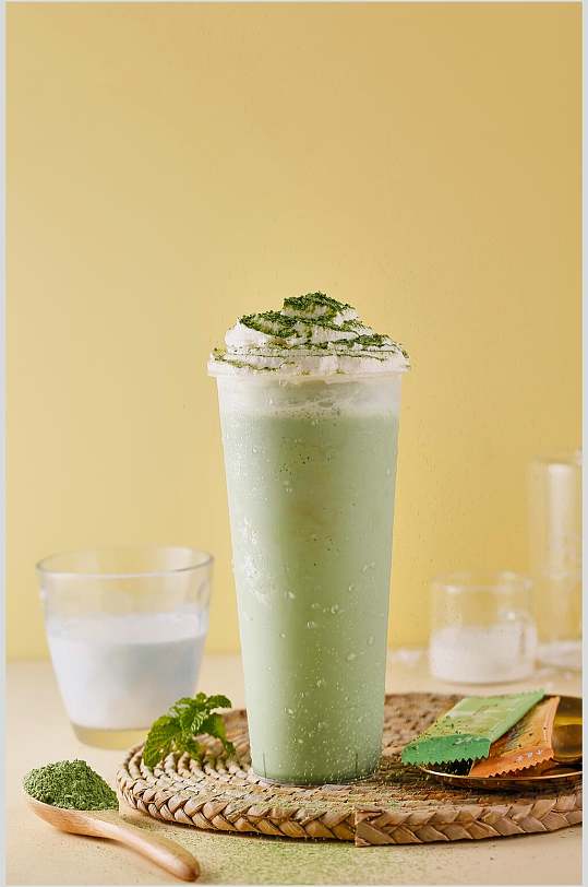 夏日创意薄荷奶昔摄影图片