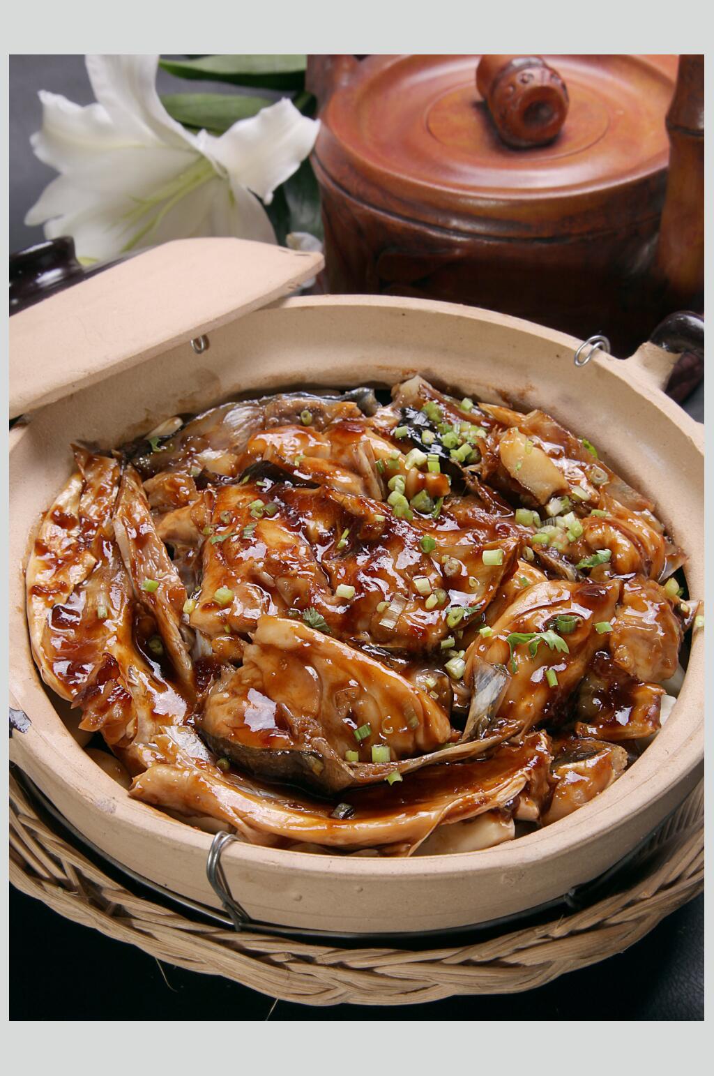 砂锅鱼头素材